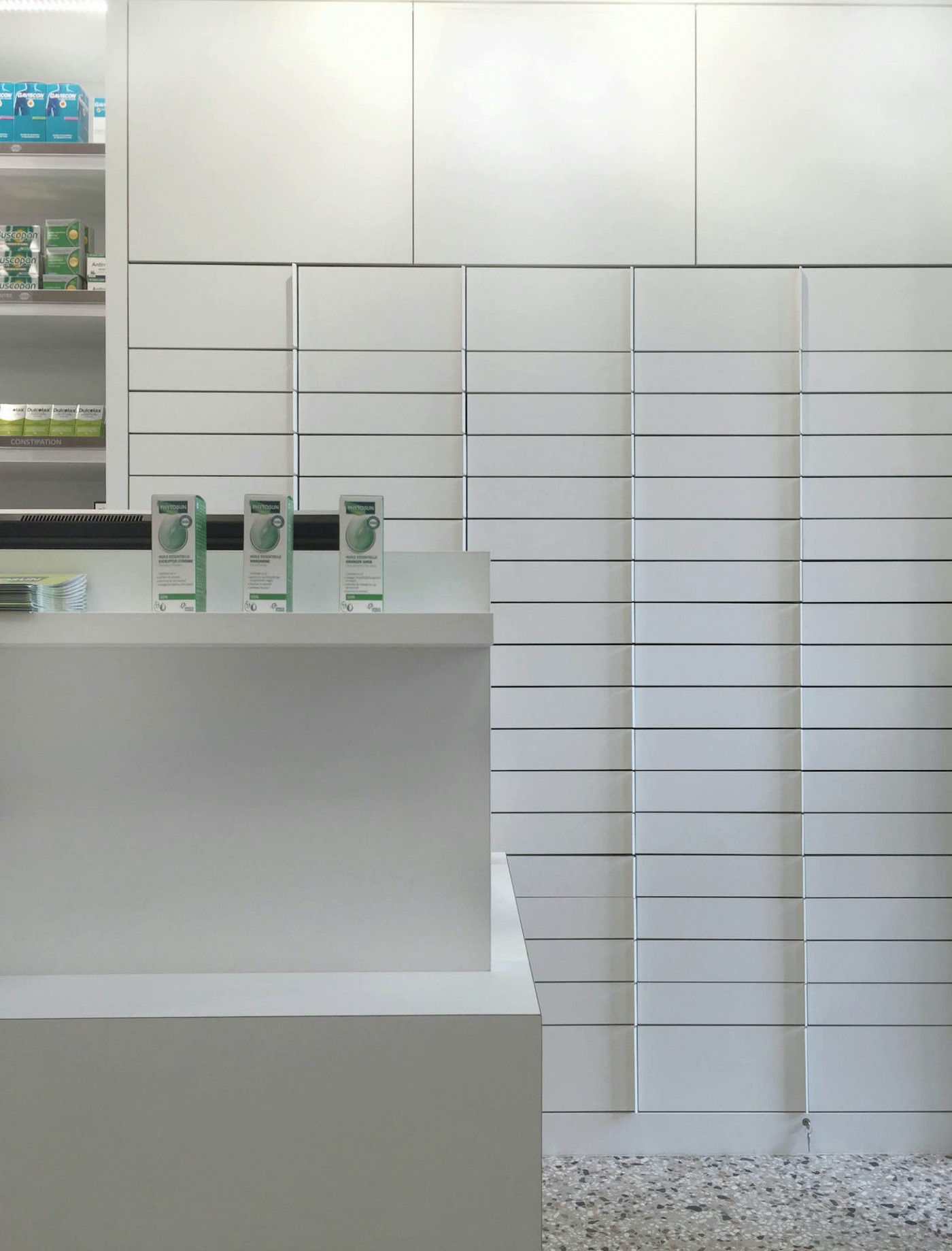 Mobilier pharmacie